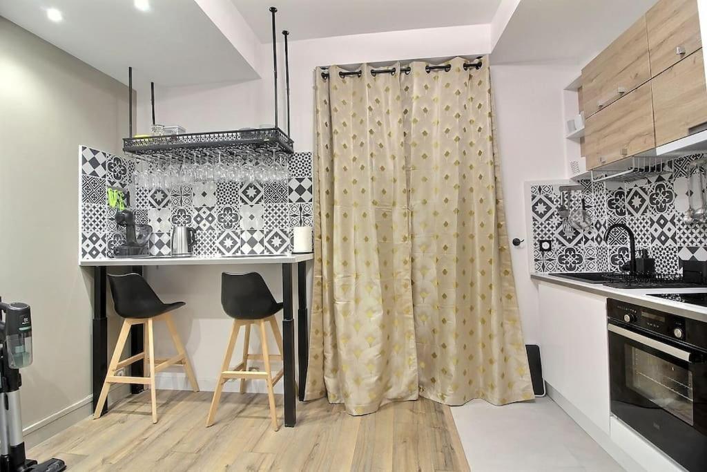 La Demeure Des 3 Colombes Apartment Bois-Colombes Luaran gambar