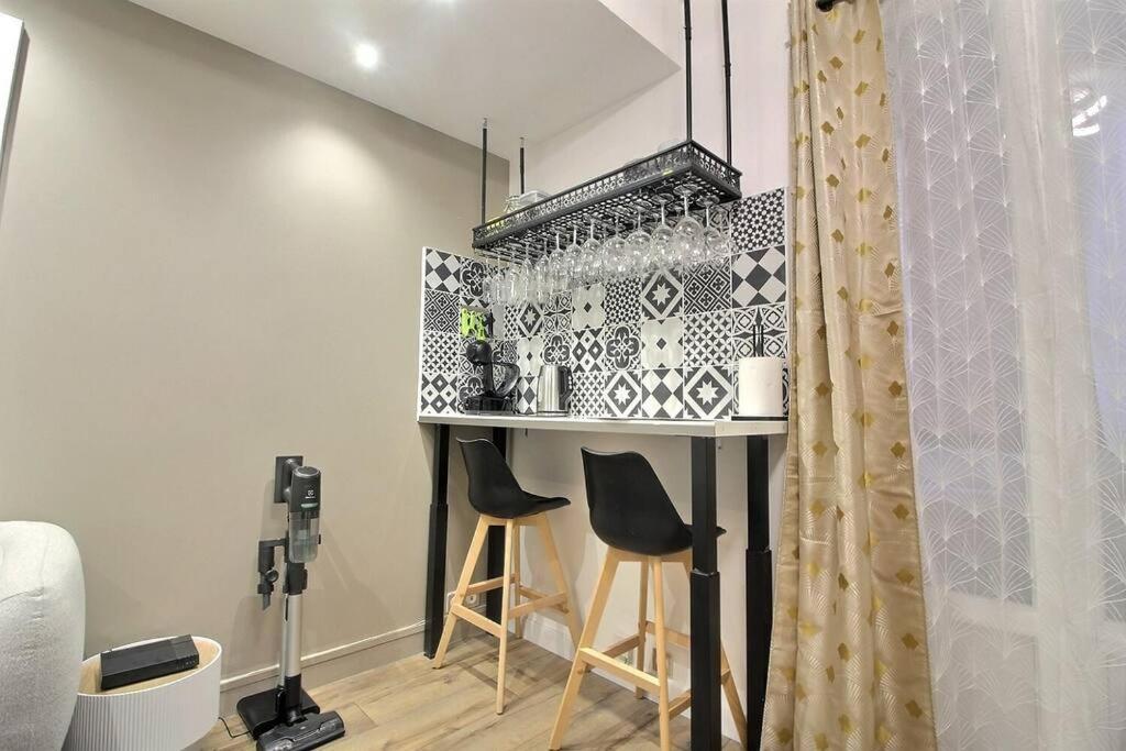 La Demeure Des 3 Colombes Apartment Bois-Colombes Luaran gambar