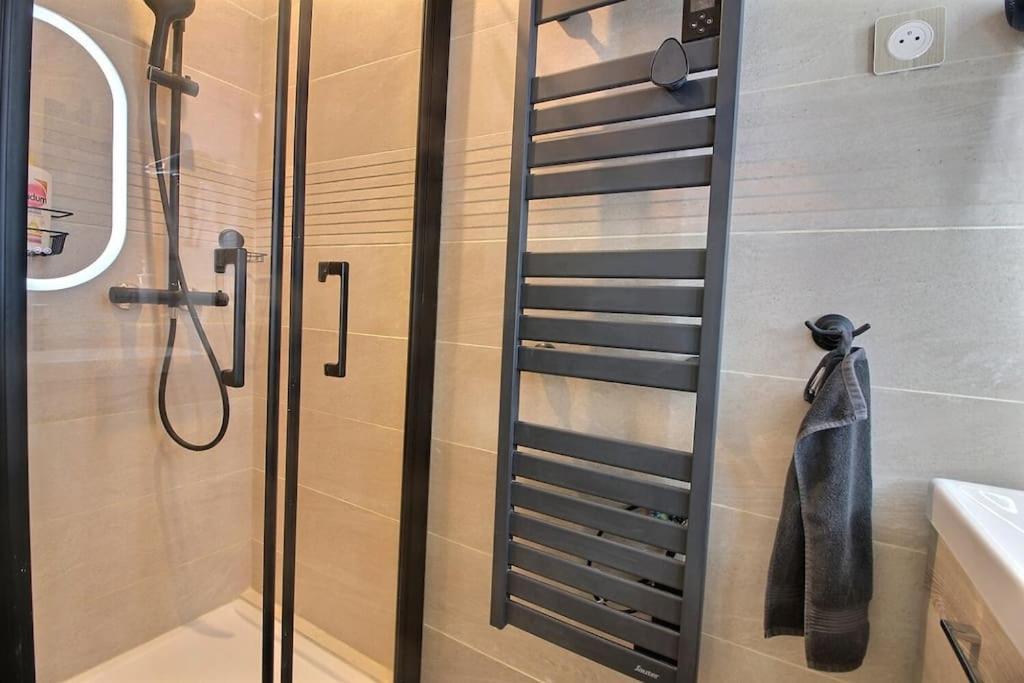La Demeure Des 3 Colombes Apartment Bois-Colombes Luaran gambar